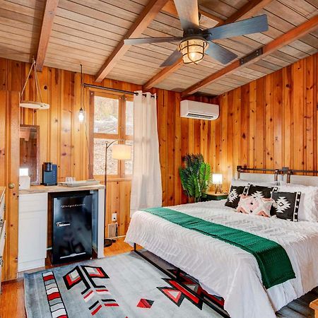 The Furry Lodge Double Ste 2&3 Waynesville Dış mekan fotoğraf